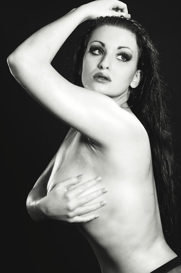 EE140405-22-3176567053-O